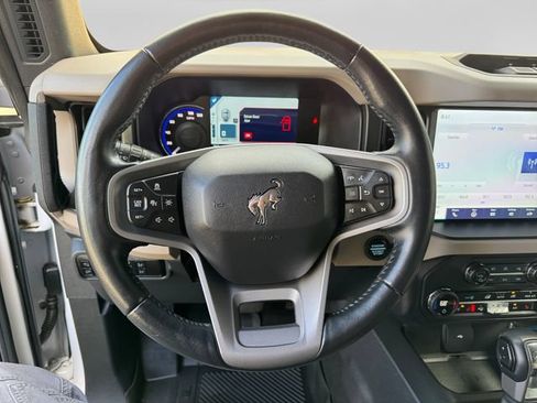 Used 2023 Ford Bronco Wildtrak AWD/4WD image 13
