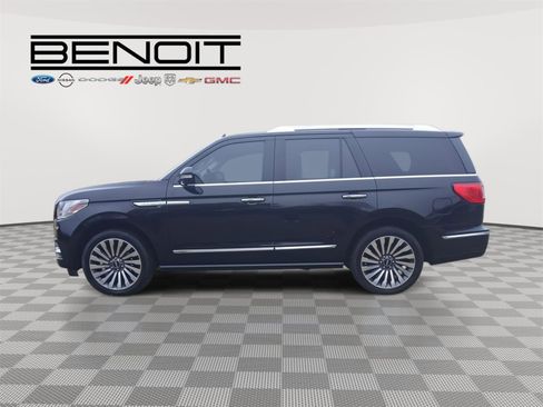 Used 2019 Lincoln Navigator Reserve image 8