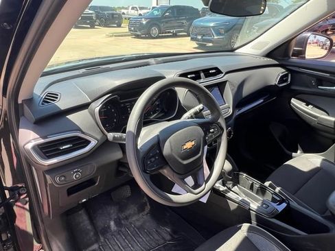 Used 2021 Chevrolet TrailBlazer LS FWD image 7