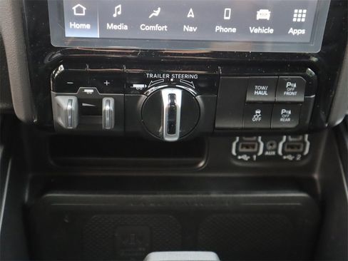 Used 2023 RAM 1500 Laramie image 19
