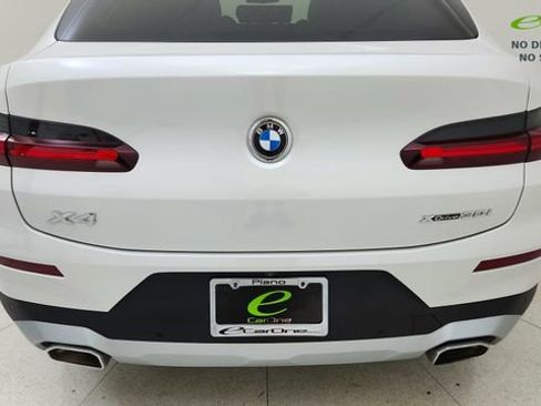 Used 2025 BMW X4 xDrive30i AWD/4WD image 11