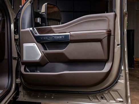 Used 2026 Ford F450 King Ranch w/ Chrome Package image 37