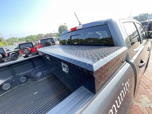 Used 2020 Ford Ranger XLT w/ Equipment Group 302A Luxury RWD image 18
