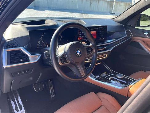 Used 2024 BMW X5 xDrive40i w/ M Sport Package AWD/4WD image 18