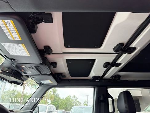New 2025 Ford Bronco Badlands AWD/4WD image 25