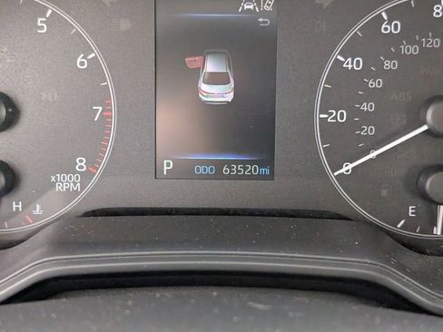 Used 2024 Toyota Corolla LE w/ LE Convenience Package FWD image 8