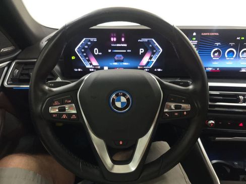 Used 2023 BMW i4 eDrive35 RWD image 18
