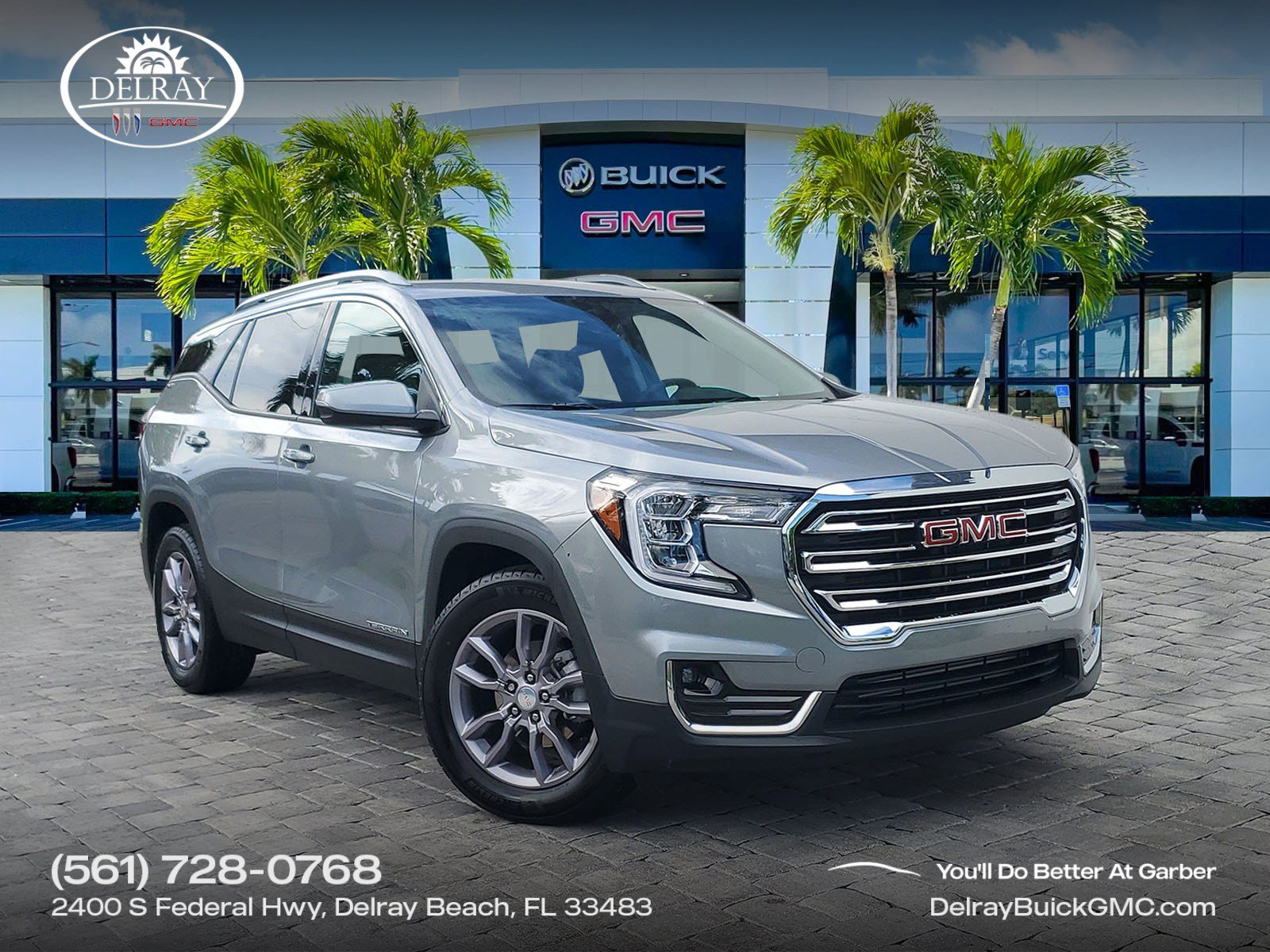 Used 2023 GMC Terrain SLT FWD image 1
