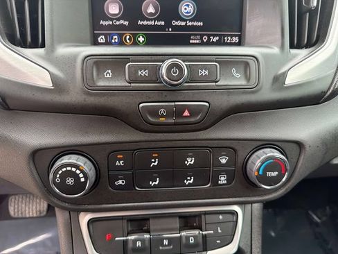 Used 2024 GMC Terrain SLE AWD/4WD image 25