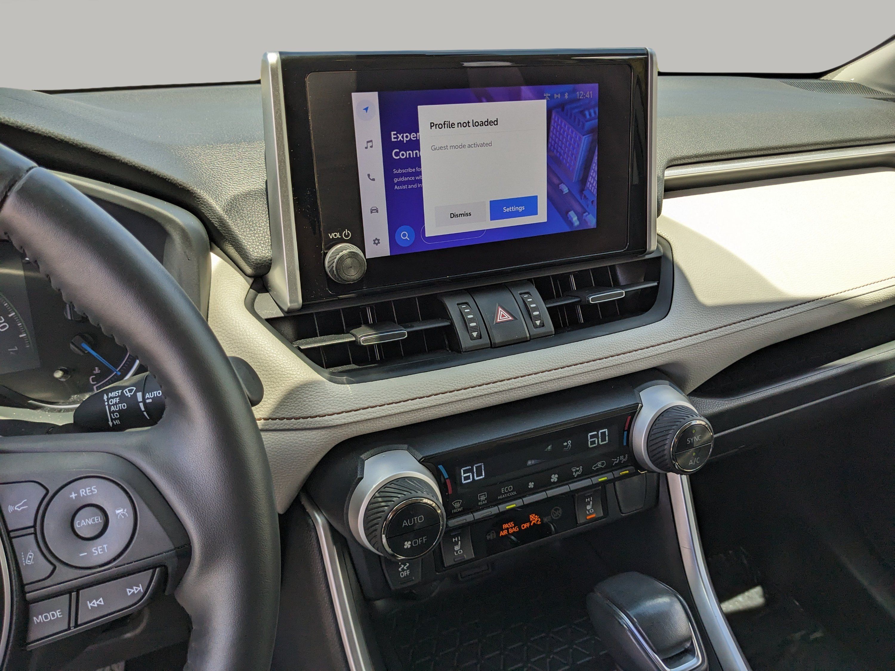 Used 2023 Toyota RAV4 XLE Premium AWD/4WD image 23