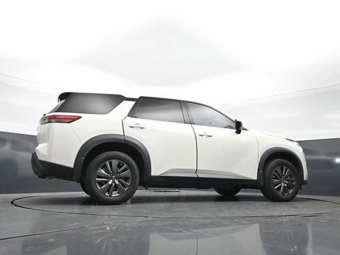 Used 2023 Nissan Pathfinder S FWD image 29