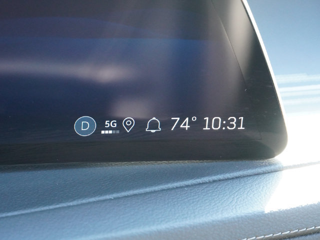 Used 2025 Cadillac XT4 Premium Luxury FWD image 36