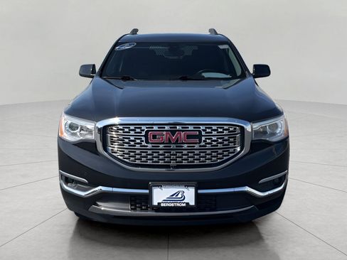 Used 2019 GMC Acadia Denali w/ Technology Package AWD/4WD image 2