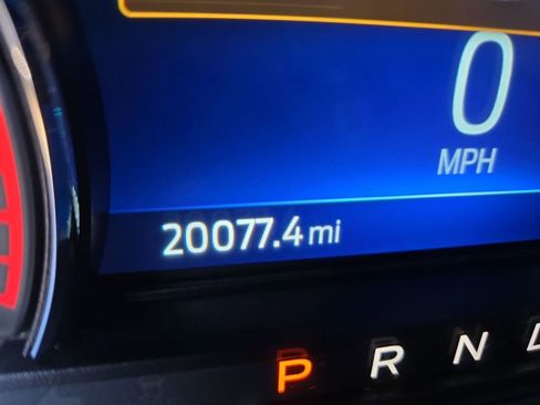 Used 2022 Ford Explorer XLT w/ Equipment Group 202A image 14