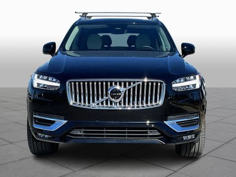 Used 2023 Volvo XC90 B6 Ultimate w/ Protection Package Premier image 4