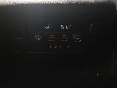 Used 2015 Chevrolet Tahoe LTZ image 21