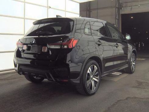 Used 2020 Mitsubishi Outlander Sport ES image 3