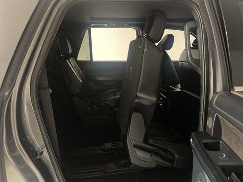 Used 2021 Ford Expedition Max Limited image 33