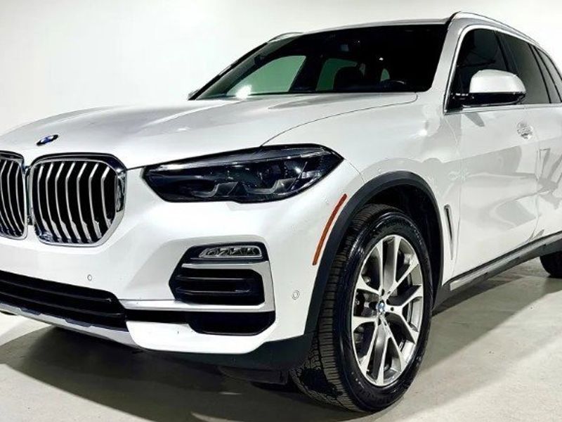 Used 2019 BMW X5 xDrive40i w/ M Sport Package image 1