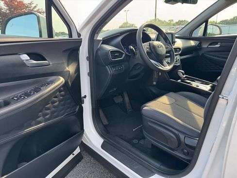 Used 2019 Hyundai Santa Fe SE FWD image 14