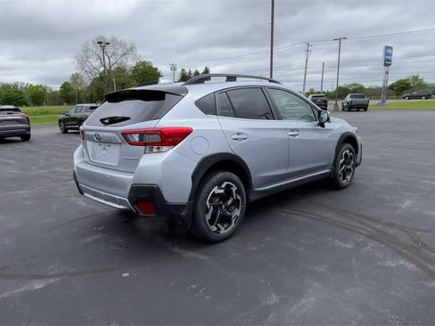 Used 2022 Subaru Crosstrek 2.5i Limited w/ Moonroof Package 2 image 8