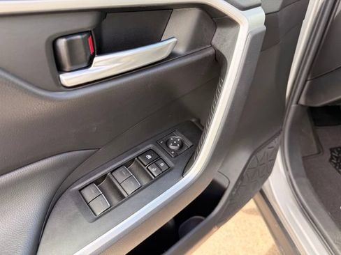 Used 2023 Toyota RAV4 XLE AWD/4WD image 18
