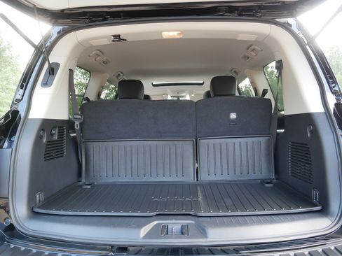 Certified 2024 Nissan Armada SL w/ Captain's Chairs Package AWD/4WD image 18