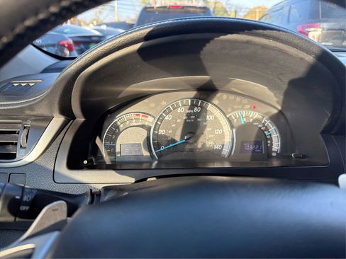 Used 2012 Toyota Camry SE FWD image 19