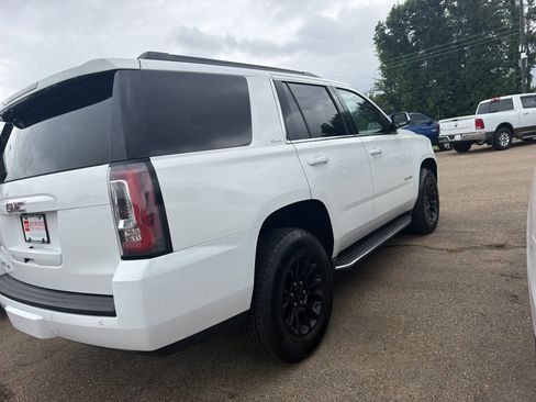 Used 2015 GMC Yukon SLE AWD/4WD image 4