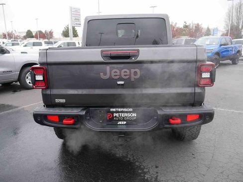 Used 2024 Jeep Gladiator Rubicon image 26