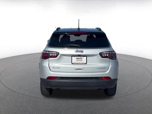 Used 2025 Jeep Compass Limited AWD/4WD image 12