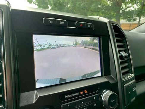 Used 2020 Ford F150 XLT w/ Equipment Group 302A Luxury AWD/4WD image 18