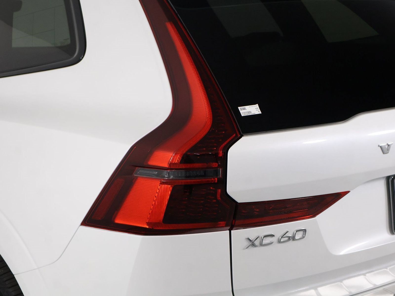 Certified 2026 Volvo XC60 B5 Plus w/ Protection Package Premier AWD/4WD image 18