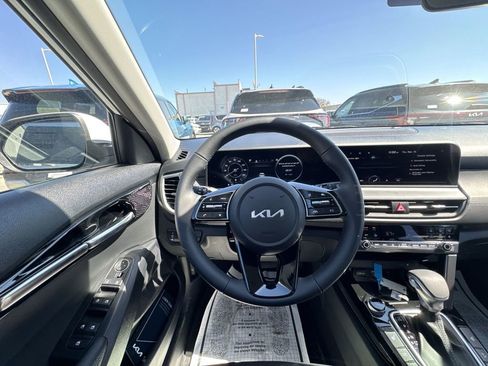 New 2026 Kia Seltos EX image 14