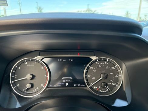 Certified 2023 Nissan Rogue SV image 27