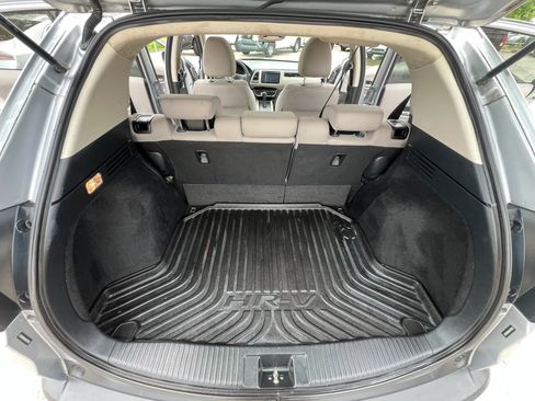 Used 2018 Honda HR-V EX image 18