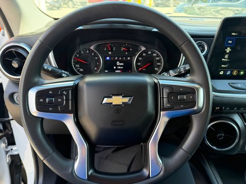 Used 2025 Chevrolet Blazer LT AWD/4WD image 15