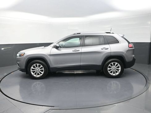 Used 2019 Jeep Cherokee Latitude w/ Popular Appearance Group AWD/4WD image 6