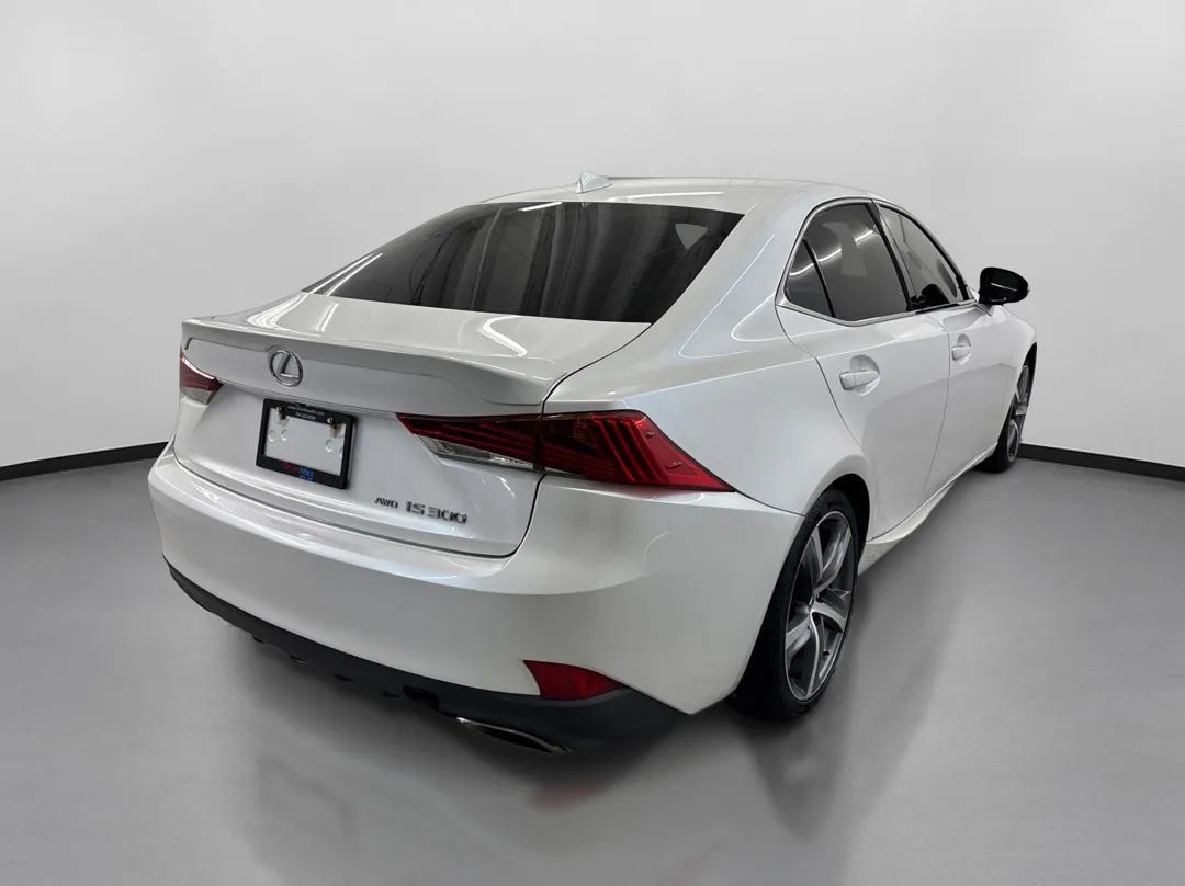 Used 2018 Lexus IS 300 AWD w/ Comfort Package image 10