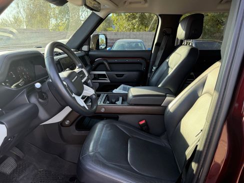 Used 2023 Land Rover Defender 130 First Edition image 14