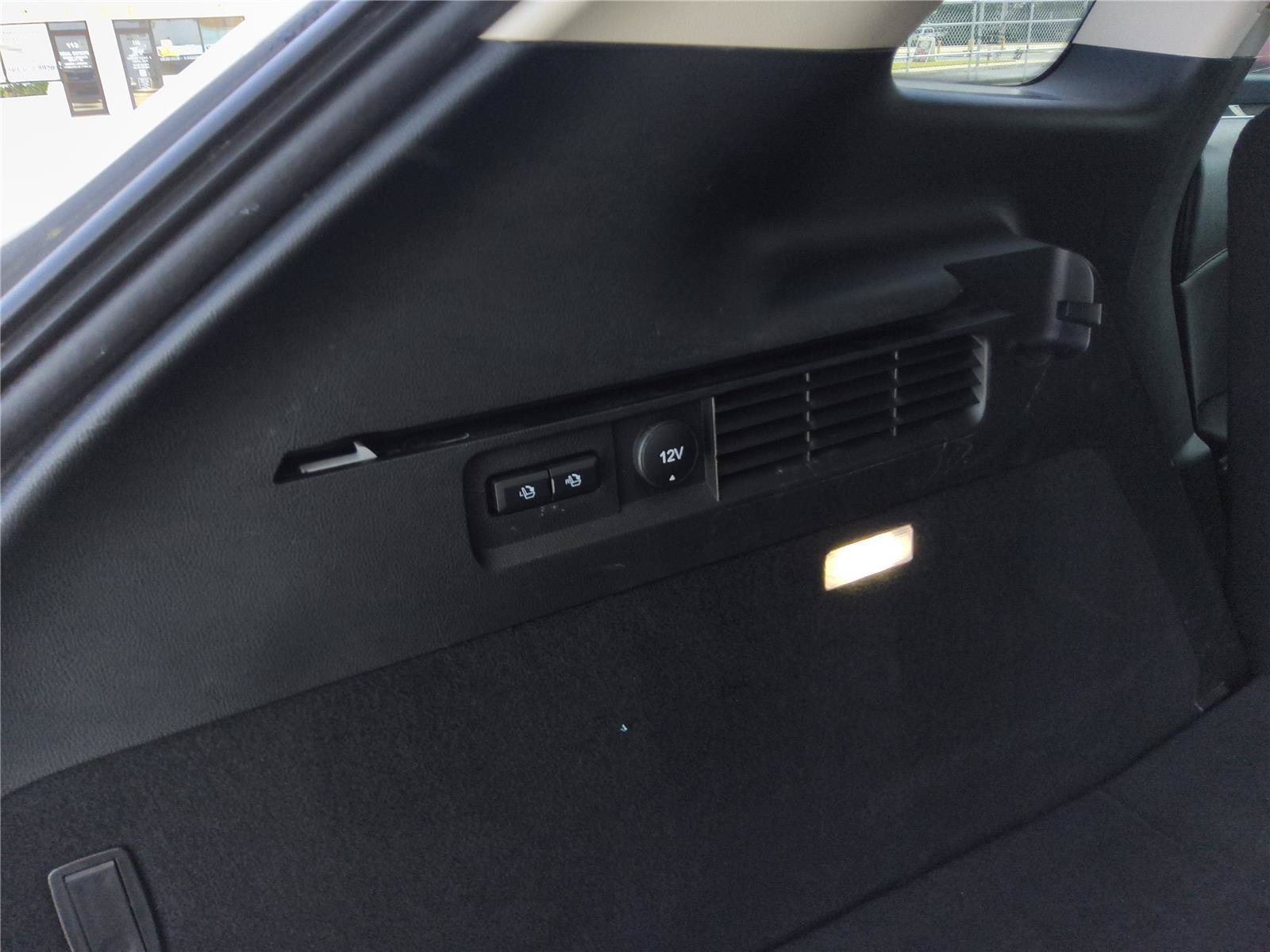 Used 2023 Lincoln Nautilus AWD w/ Premium Package image 19