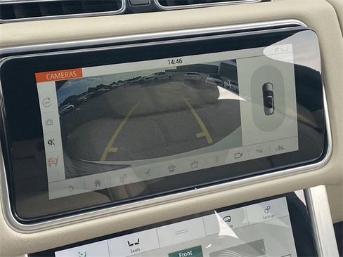Used 2021 Land Rover Range Rover image 15