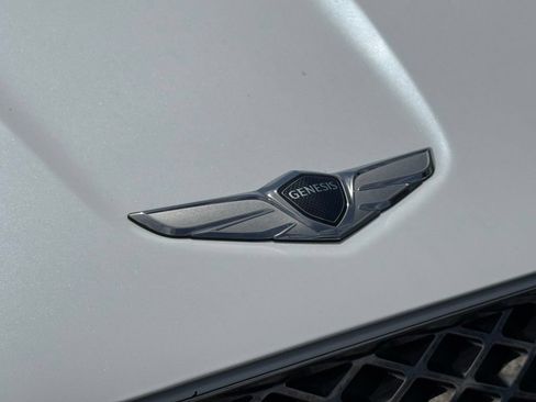 Used 2025 Genesis GV70 2.5T AWD/4WD image 17