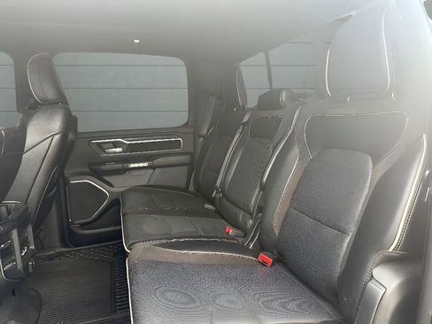 Used 2024 RAM 1500 Laramie AWD/4WD image 16