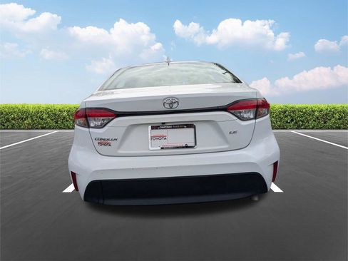 Certified 2024 Toyota Corolla LE FWD image 6