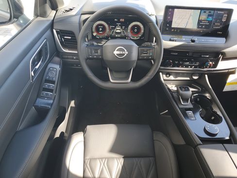 New 2026 Nissan Rogue Platinum w/ Platinum Premium Package AWD/4WD image 20