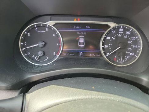 Certified 2021 Nissan Sentra SV FWD image 28