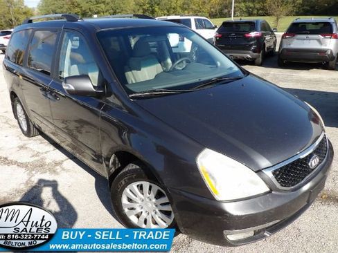 Used 2014 Kia Sedona LX image 26