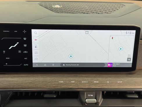 Used 2024 Kia EV9 Land image 26