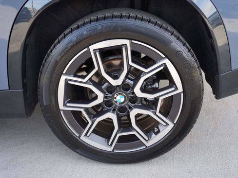 Used 2024 BMW X1 xDrive28i w/ Premium Package image 7